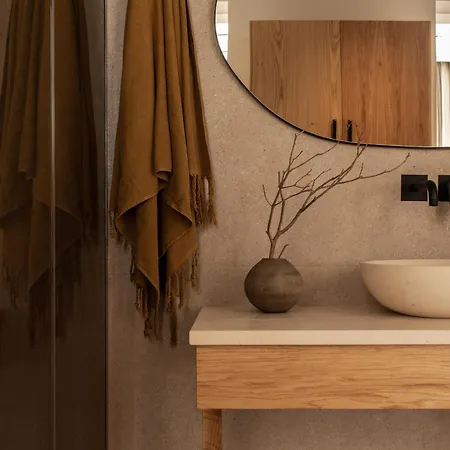 Absolute Limnionas Cave *